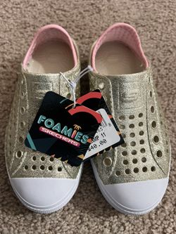 Foamies Skechers Size 11 Girl 
