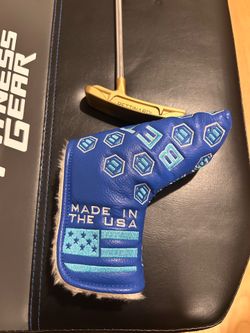 Limited Edition Bettinardi Mercedes-Benz Gold Blade Putter with Headcover