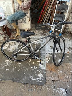 Vintage Trek 7000 mountain bike