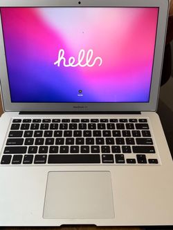 Apple MacBook Air 13-inch 2017 (High-Spec Model)