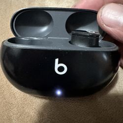 BEATS Studio Earbuds