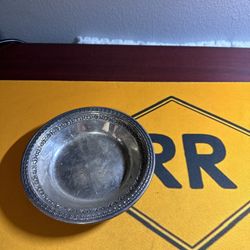 Vintage Reed & Barton Silverplate #1203 Round Serving Bowl, 10" D x 2 1/4" High