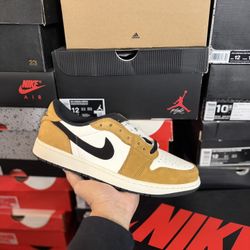 DS Jordan 1 Low ROTY size 11.5 