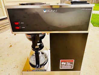 BUNN VPR Commercial 2 Burner Pourover Coffee Brewer w/ Glass Decanter