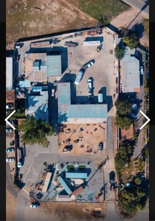 Commercial Wear House Or Yard 