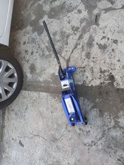 Floor. Jack new $45 good condition.