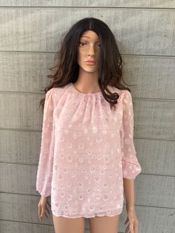 Women’s Light Pink Textured Swiss Dot long sleeve Blouse size medium
