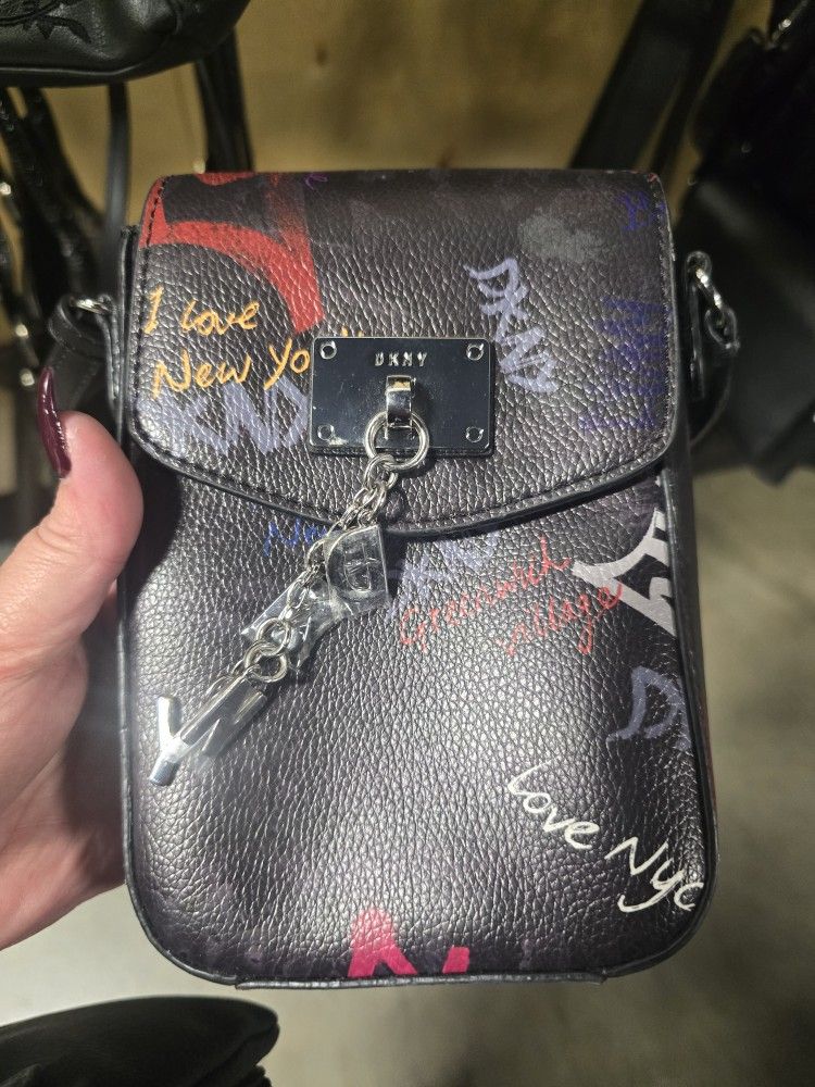 DKNY GRAFFITI PURSE