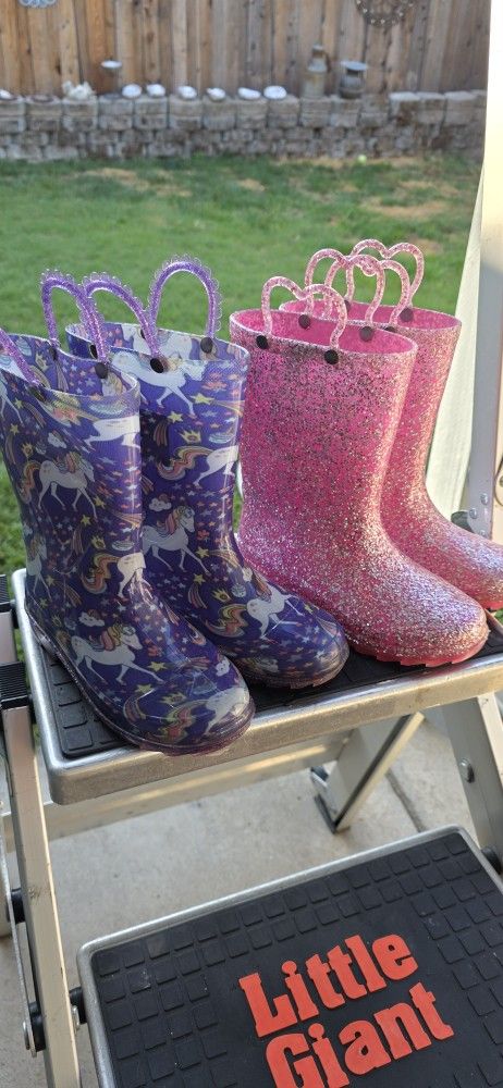 Kids Rain Boots Size 11/12 Both For 30