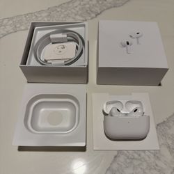 Bluetooth Headphones Ear Buds With Accessories $15 New 