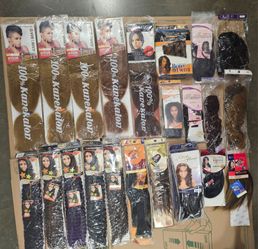 WOMANS HAIR & BRAID LOT !!!  ALL BRAND NEW !!!