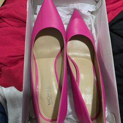 Michael kors dragon fruit pumps
