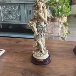 Armani Collection Spring Statue