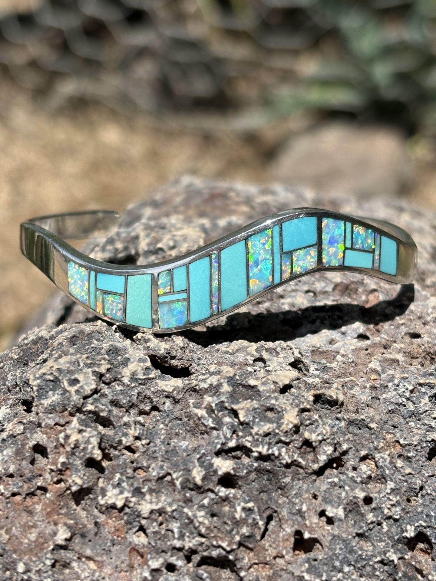 Beautiful Vintage Sterling Silver Turquoise & Opal Inlaid Bracelet Teme Jewelry