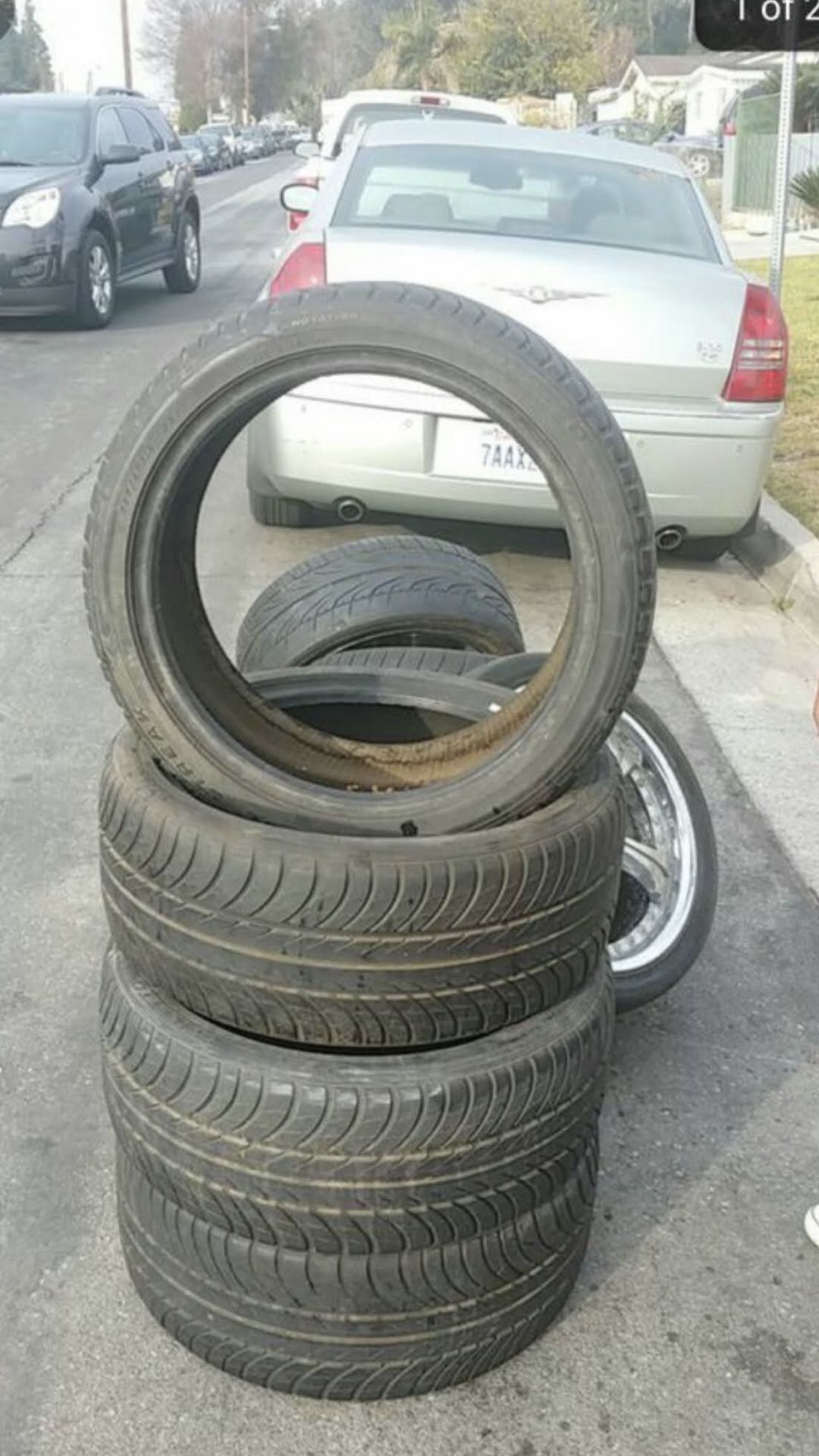 Low Profile  22540R18 /Llantas Para Rines 1& 