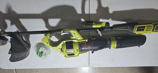 Ryobi String Timmer And Blower