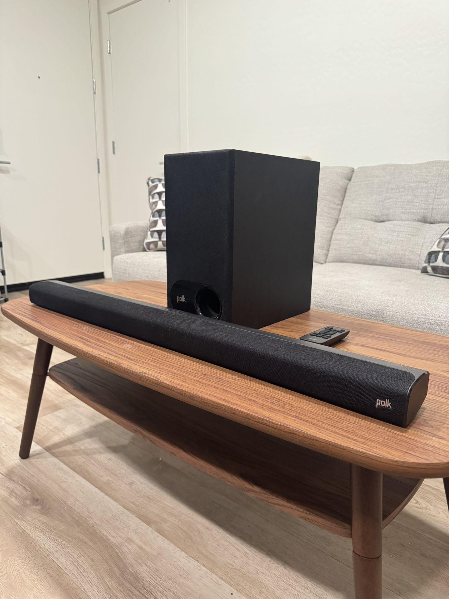 Polk Audio Signa S2 Sound Bar & Wireless Subwoofer