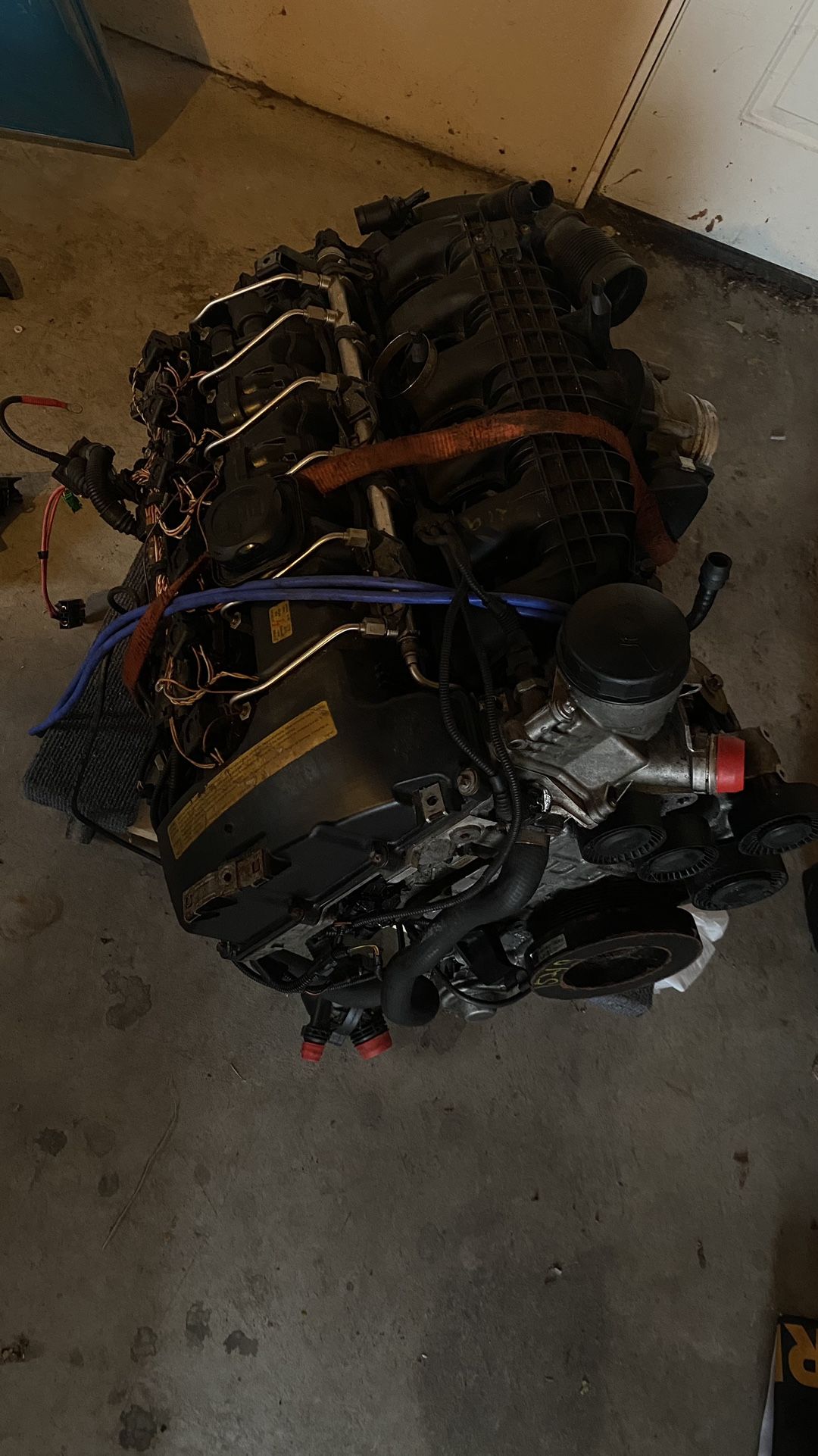 BMW N54 Engine + Engine Lift