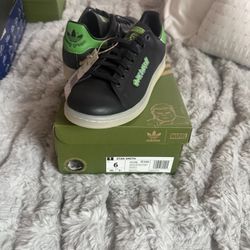 Adidas Stan Smith Collab Marvel Hulk Shoes Big Kids 6 Women’s 7