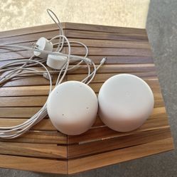 Google Nest WiFi Router And Point