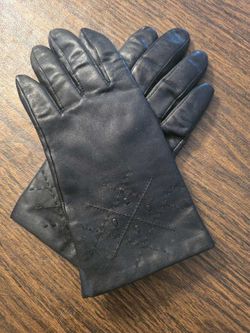 Ladies Black Leather and lined gloves