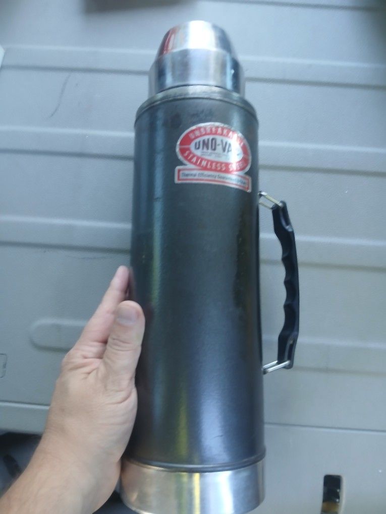 Huge Uno Vac Thermos 