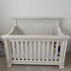 Million Dollar Baby Palermo Bedroom set (see description)- $1,150 OBO