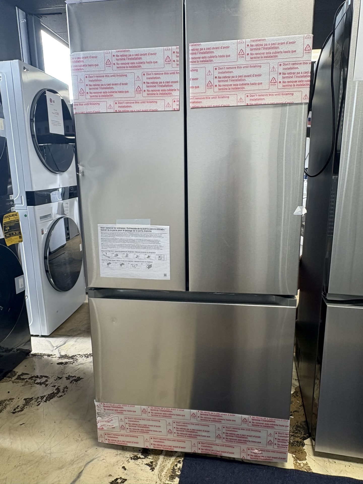 New 33 Inch Samsung Refrigerator