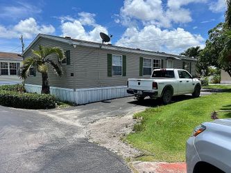 Mobile Home For Sale 3/2