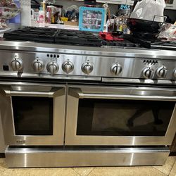 GE Monogram Natural Gas And LP 48” 6 Burners with Grill 