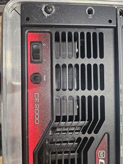 Crown ce2000 Amp