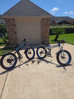 2 SMLRO S11 Electric Bikes + Heavy-Duty E-Bike Carrier – Low Miles!