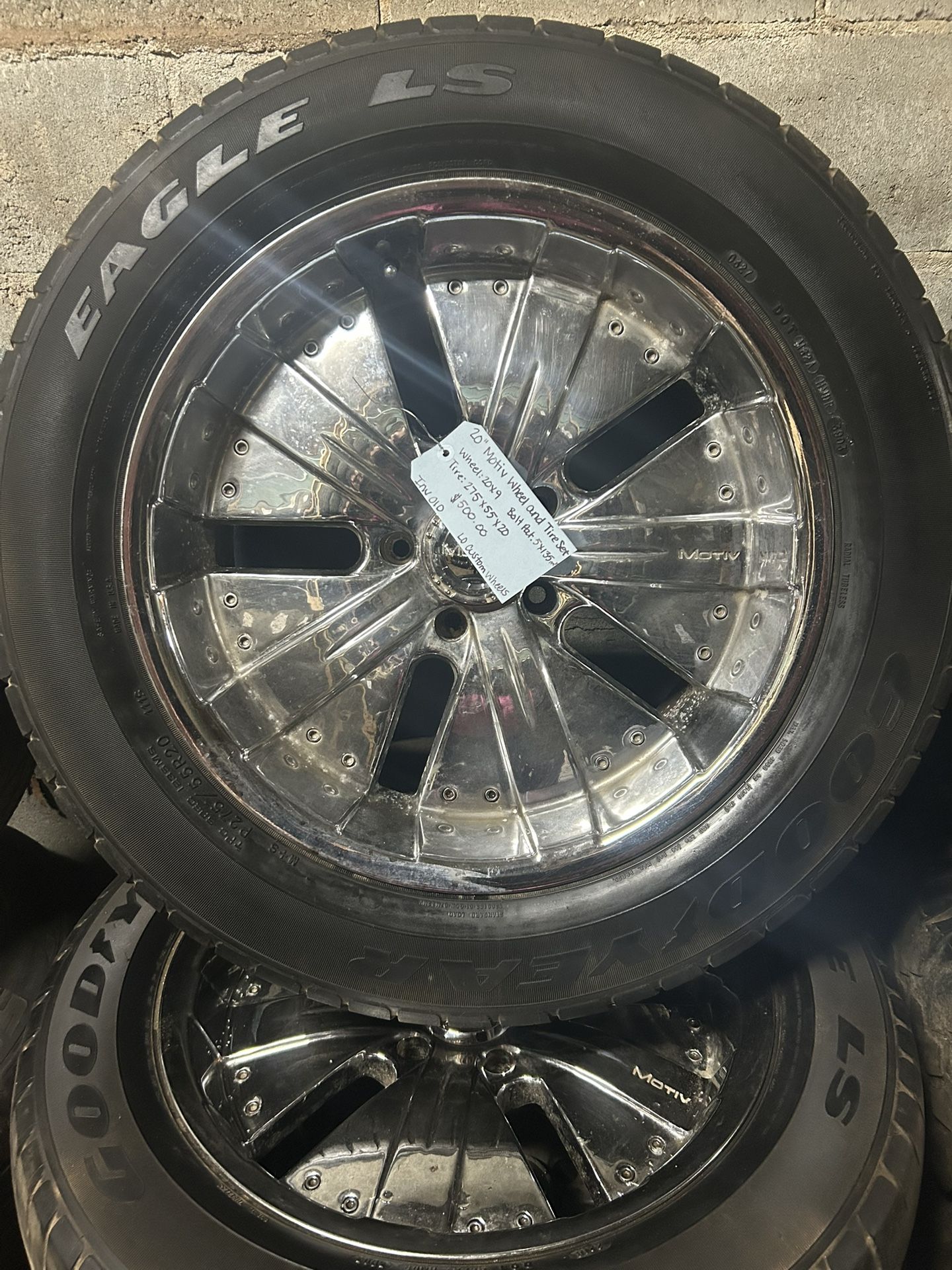 20” chrome motiv wheel and tire set