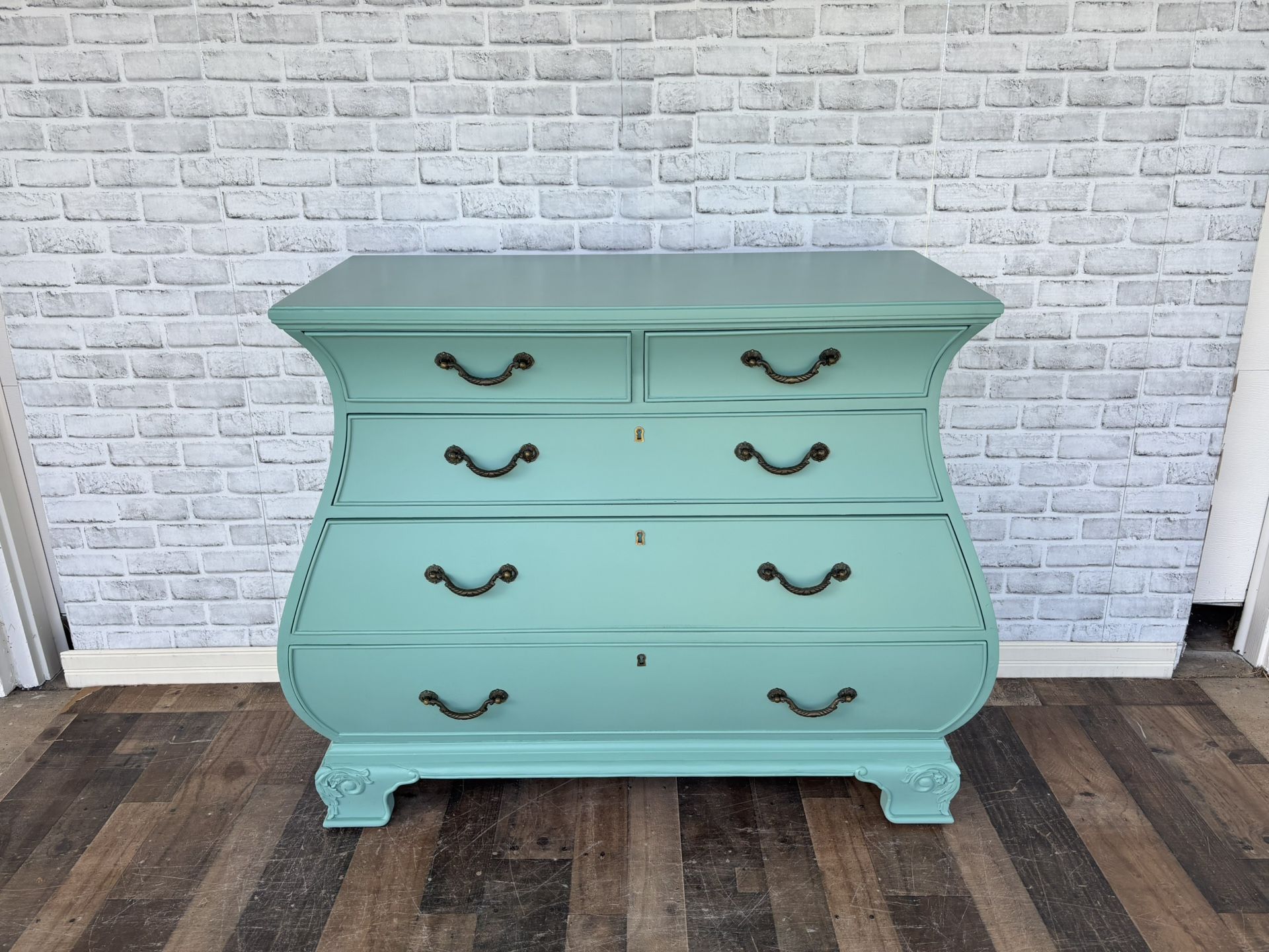 Ethan Allen Dresser