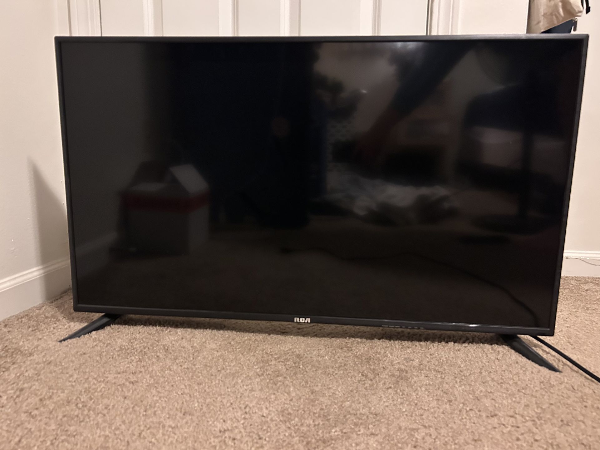 RCA 40” HD LED TV