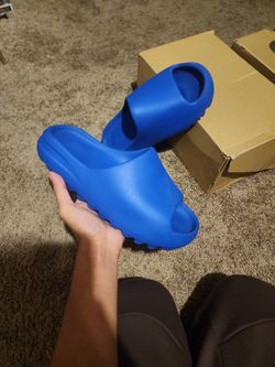 Yeezy Slide Azure