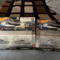 Hot Wheel Premiums 2 Packs