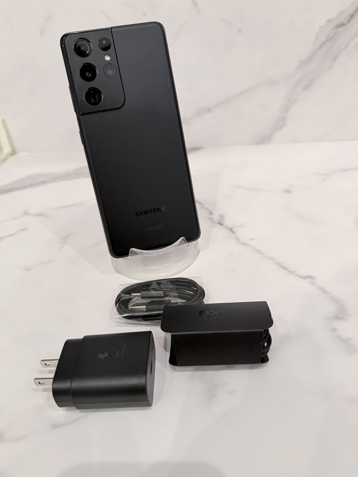 Samsung Galaxy S21 Ultra (128gb) black UNLOCKED