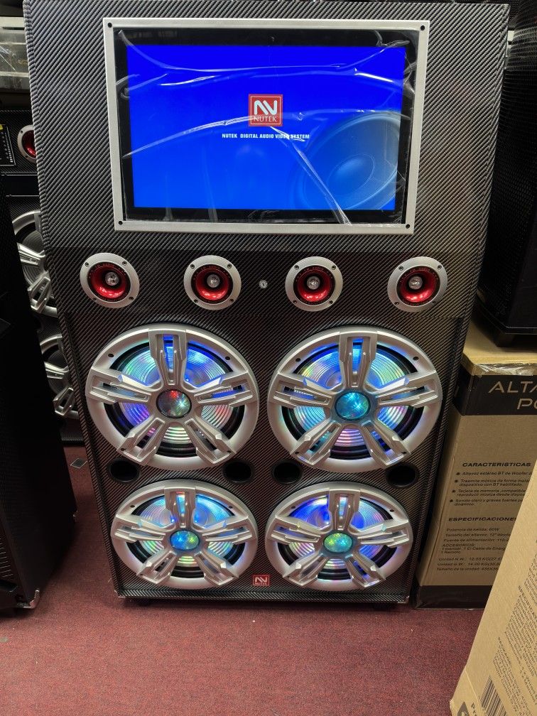 Touch Screen Loud Bluetooth Kareoke Party Speaker. Brand New