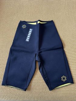 ZAGGORA “Hot Pants’ Shorts size S NEW