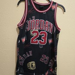 Air Jordan #23 Jersey Chicago Bulls Championship Rings Youth Size XL

