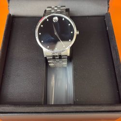 Movado 
