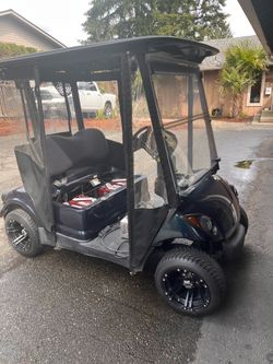 48 volt Yamaha golf cart