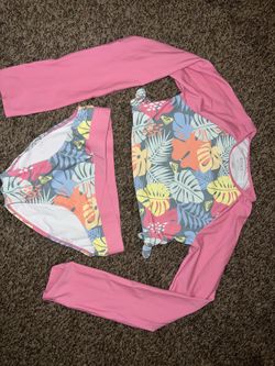 Girls size 16 Roxy bathing suit $10- wore once
