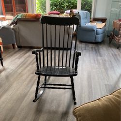 Rocking Chair 