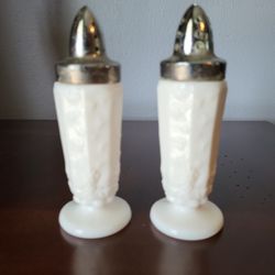 Vtg. Westmoreland Milk Glass Salt & Pepper Shakers 