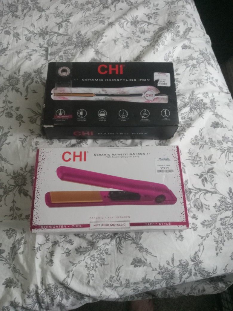 2 CHI CERAMIC HAIR STRAIGHTENER **NEW**