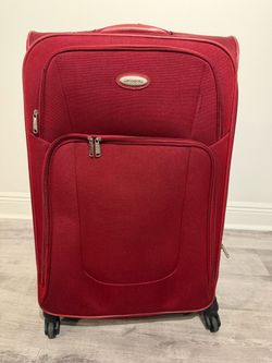Samsonite Red Softside Spinner Luggage