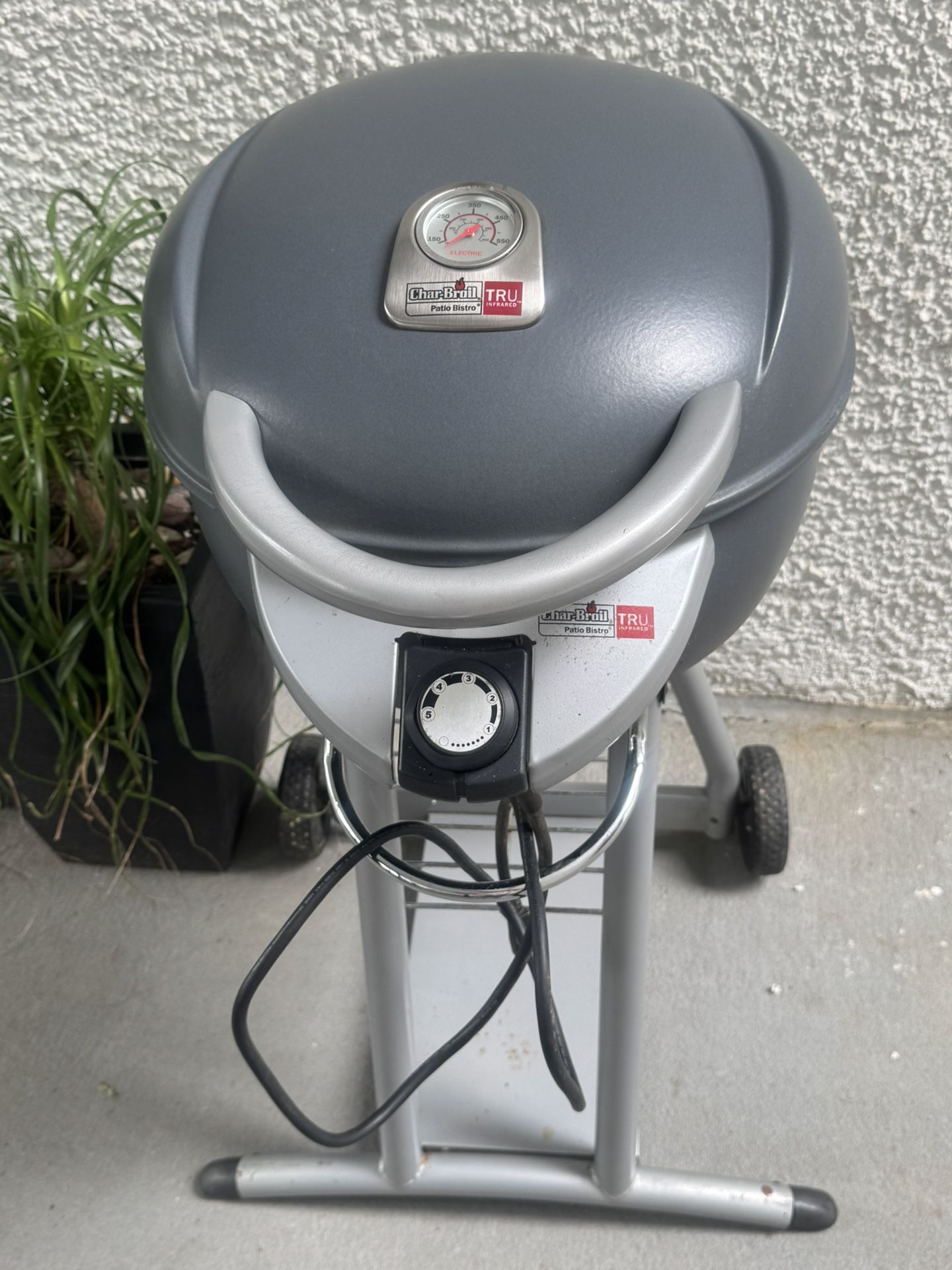 Char-Broil® Patio Bistro® TRU-Infrared Electric Grill, Graphite-