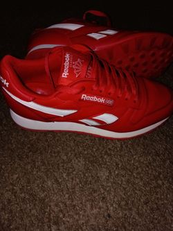 Like new reeboks only wore twice size9